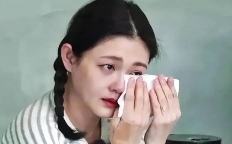 大S，真是让人看不懂！！！
第一，当初信誓旦旦说要离婚，现在又后悔了？
第二，既