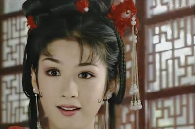 黄奕背后的悲剧，婚姻如何成为她人生转折点