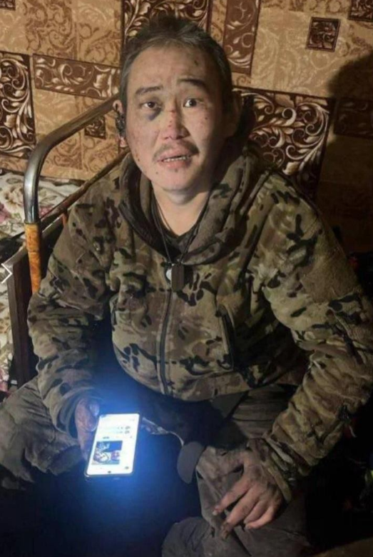 不流血的胜利？亚裔俄军徒手搏杀乌士兵：用牙撕咬，想活捉反遭命丧！