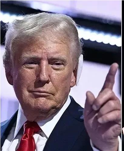 特朗普竞选成功后的后劲太大了！
首先，德国先绷不住了，昨天德国政府宣布解散。朔尔