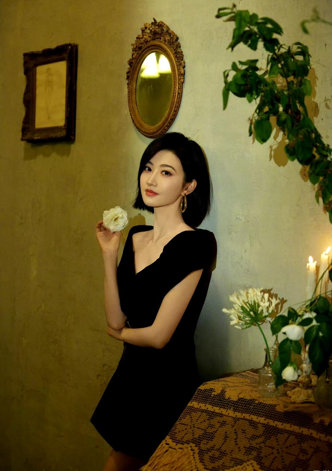 景甜：御姐风范与绝美风姿