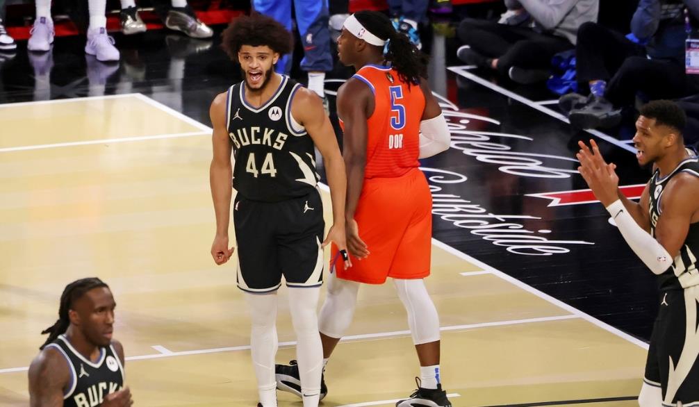 NBA杯-杯赛的神！哈姆再夺冠 字母哥26+19+10雄鹿大胜雷霆首次夺冠
’雄