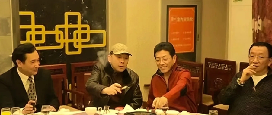 杨议谈九叔常宝丰：情深缘浅，师徒之谊未了

提及九叔常宝丰，杨议眼中满是敬意。他