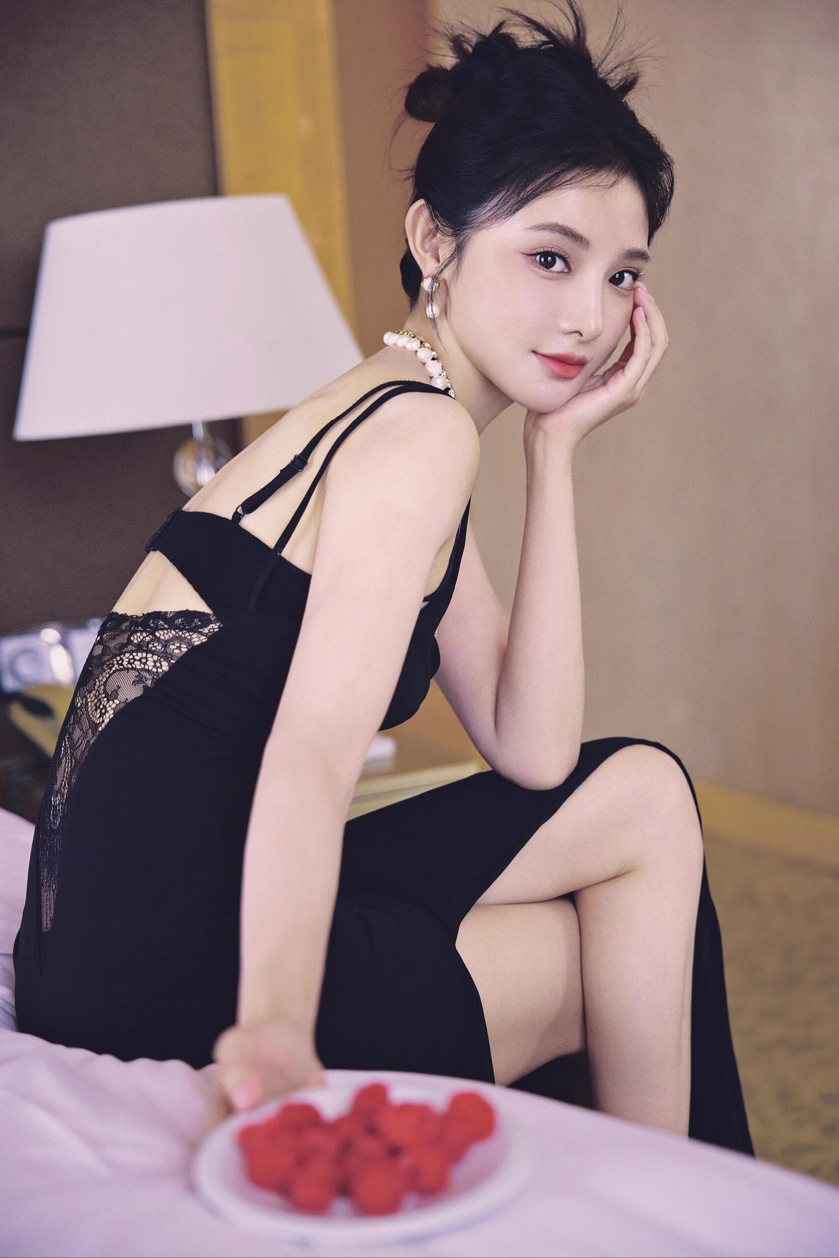 彭小苒——魅力优雅