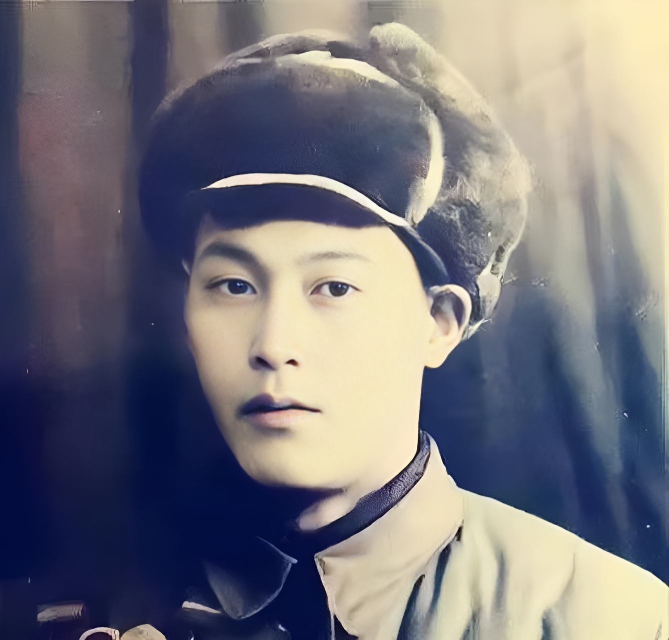 1952年，志愿军战士张文荣被俘后叛变，接受完改造后，他奉命打入志愿军内部做内奸