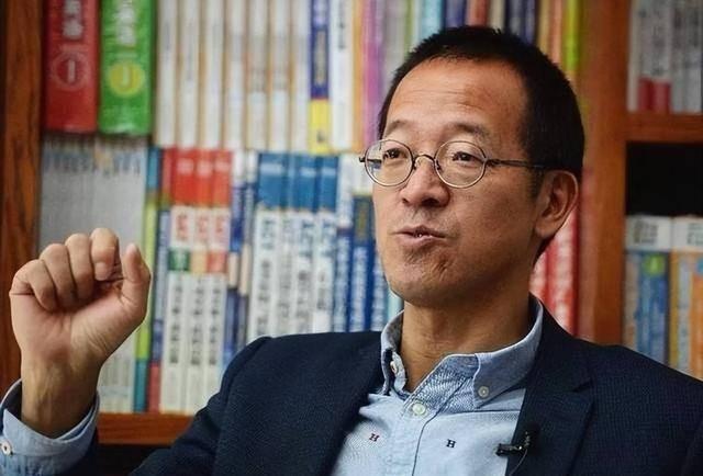 1998年，新东方创始人俞敏洪拎着两塑料袋钱回家，不料竟遭遇绑架，他能活下来，全