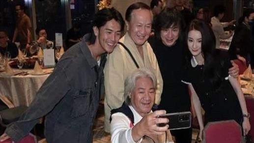 香港知名男星重回TVB拍剧，脸上留下岁月的痕迹，转行做殡葬发家