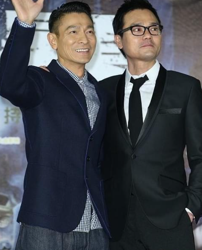 当年，刘德华对正当红的林家栋说：阿栋，最近你就不要再拍戏了，休息几年再说！刚被提
