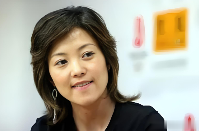 她18岁为人母，25岁四登春晚，跟逃犯睡了4年却不知对方身份？（她18岁他28岁她叫他哥哥）-第2张图片-九妖电影
