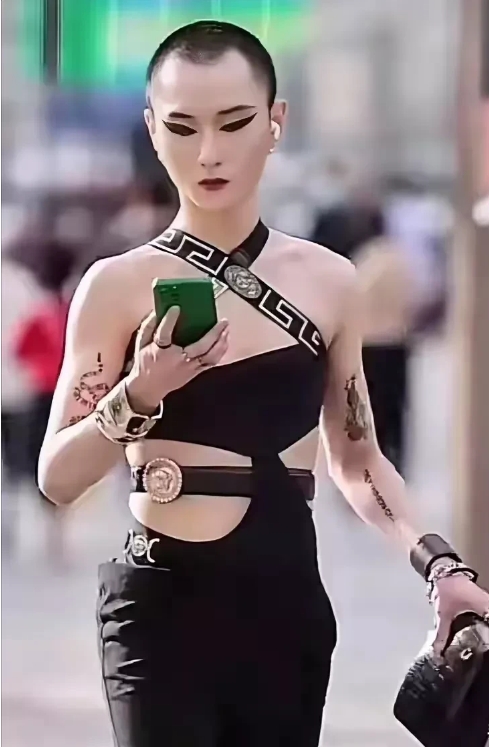 四川成都，男的还是女的？