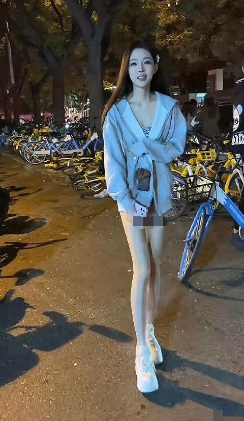 这腿也太细了，还没我胳膊粗呀
