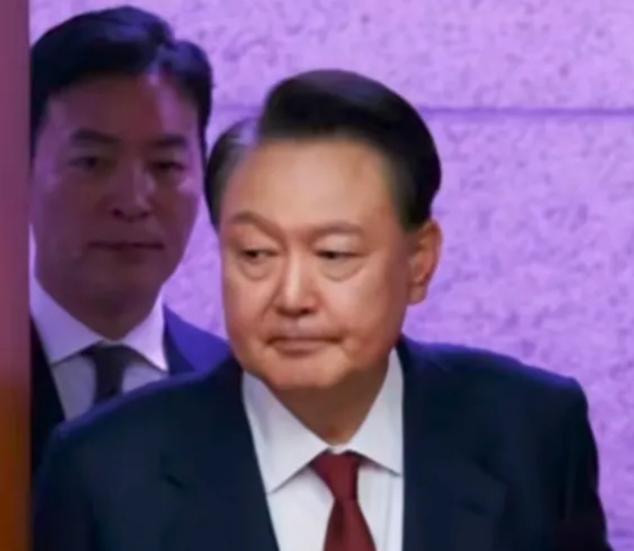 尹锡悦第六次庭审今日开始，在第五次庭审前首尔防卫司令官李镇雨和前反间谍司令官吕寅