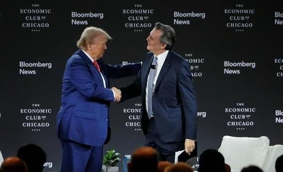 特朗普大选开炮，盟友心慌！美国大选正热，特朗普直言不讳：美国不如中国，盟友还想占