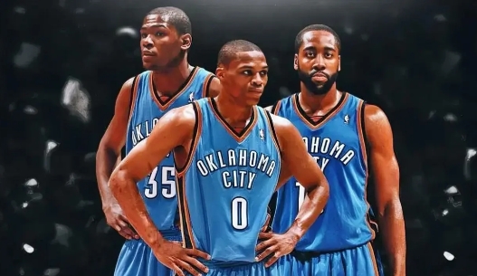 非常好奇，以下5人退役后，谁对NBA收视率的影响最大？
1、库里，2009年第7