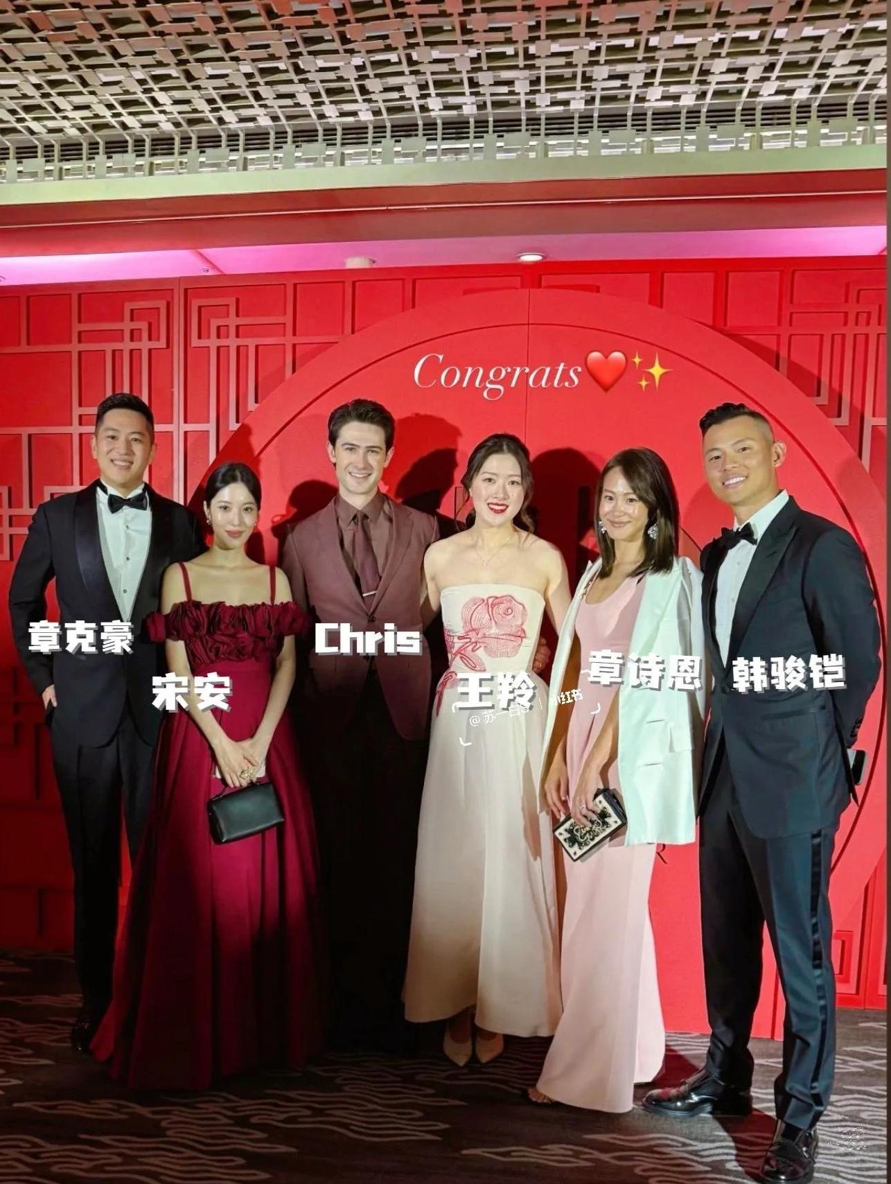 大S穿前夫买的礼服抢风头

                          