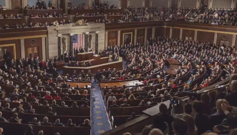 爆炸性新闻：五角大楼已向美国国会提交了一份关于将华为列入制裁豁免名单的报告，理由