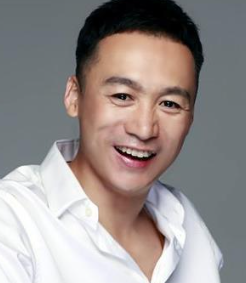 过气明星的坎坷路：负债累累，生活窘迫
 
娱乐圈，那是一片璀璨的星空，每颗星星都