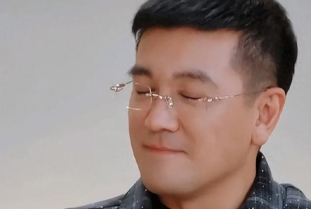 黄圣依和杨子彻底分手了，女方都拿到个人财产了！看到这个消息，我不得不说，这应该是