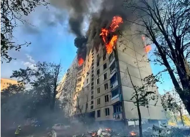 乌克兰惊现“死亡噩梦”，谁之过？

乌克兰又遭重创！至少54人丧命，297人受伤