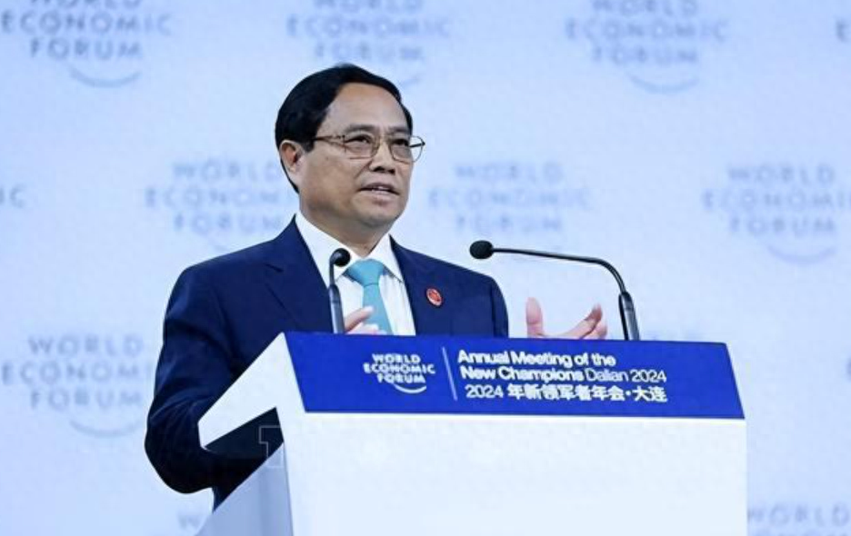 越南又想搞南北高铁了，但就是缺钱。
最近，在范明政的主持下，越南又开始讨论那个1