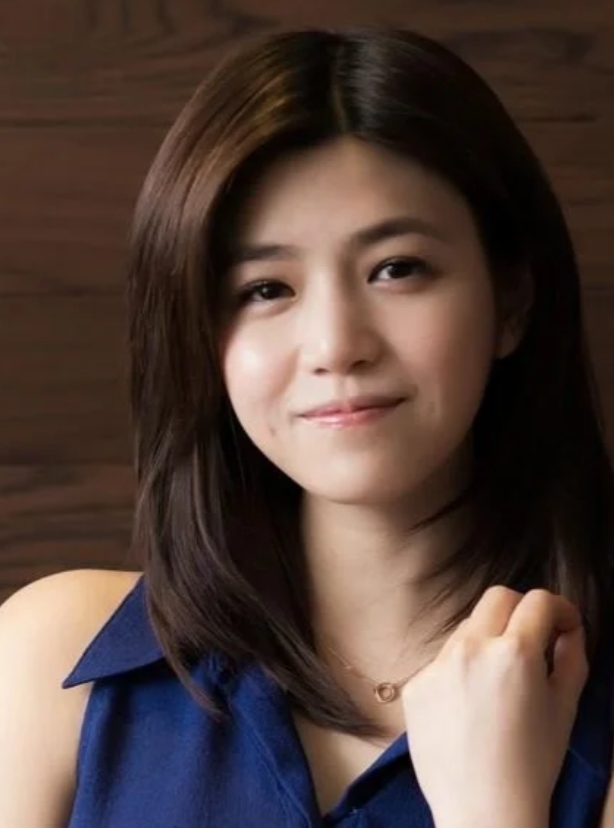 陈妍希再登事业巅峰，女性力量引领未来！