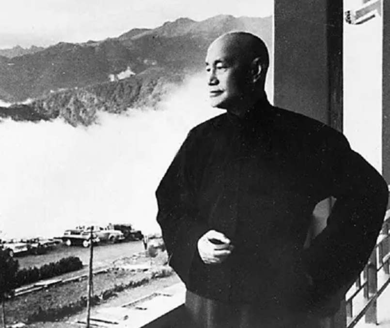 蒋介石败退台湾后，台湾就成了他最后的落脚点，其实，蒋介石也有想过，如果台湾也没守