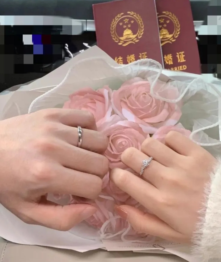 发现没有：现在学历高的女孩结婚家长花钱并不多！

邻居儿子春节结婚了，今天喜滋滋