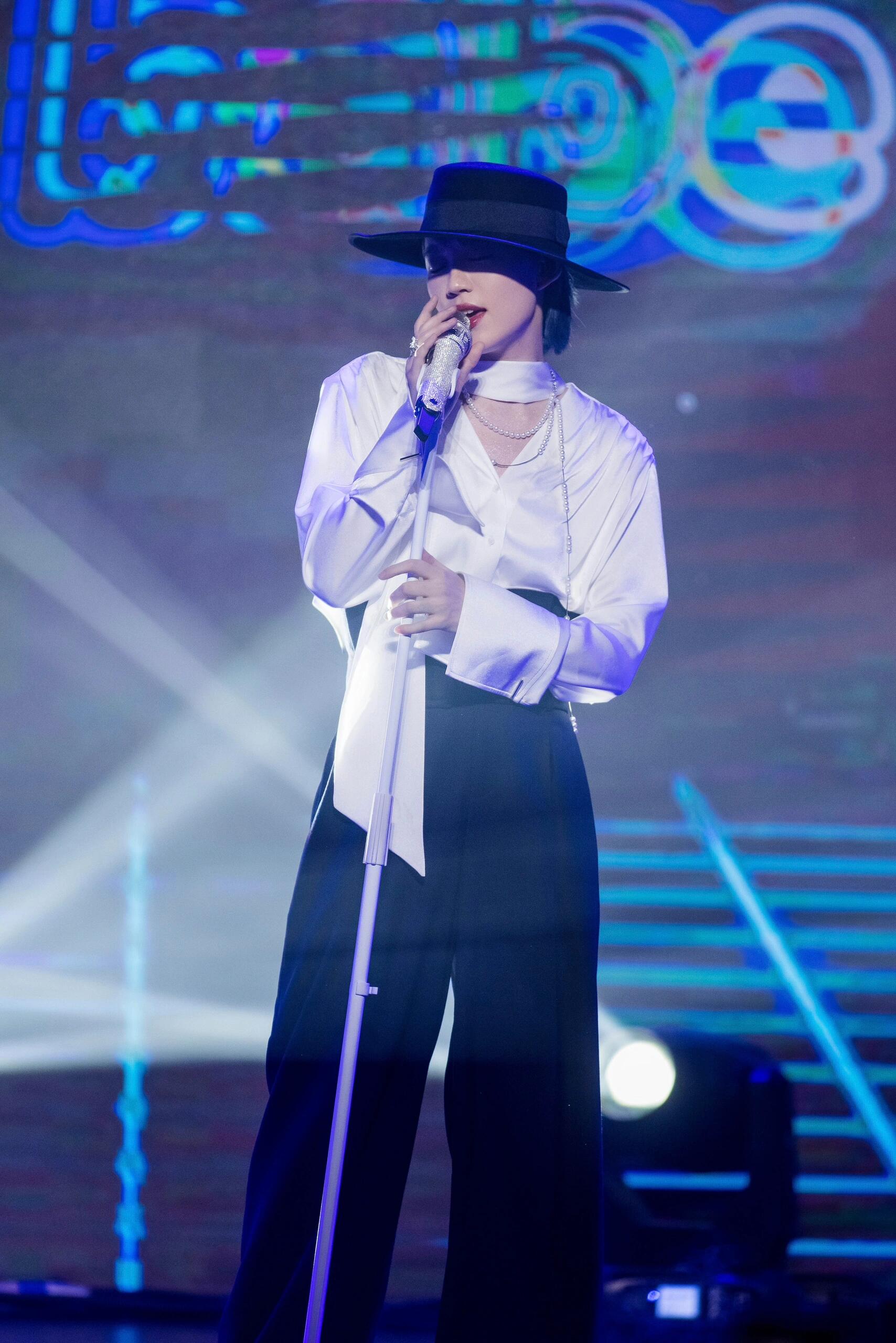 陆柯燃无差别迷人事件