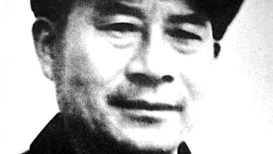 老红军向政府申请救济，遭县领导嘲讽：你这么大的官怎么不去北京