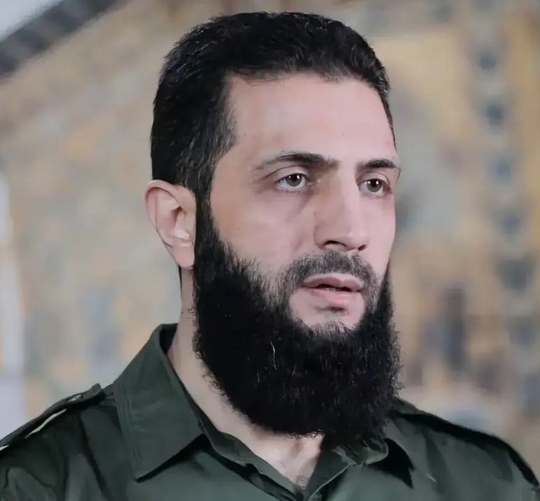 叙利亚新领导人乔拉尼：

“我们愿意与该地区所有国家建立友谊，包括以色列。除了阿