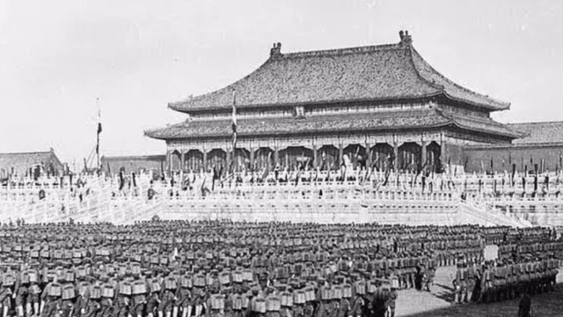 第一：参加第一次世界大战，站对了队，成为了战胜国。其意义在于：让中国成为了国联的