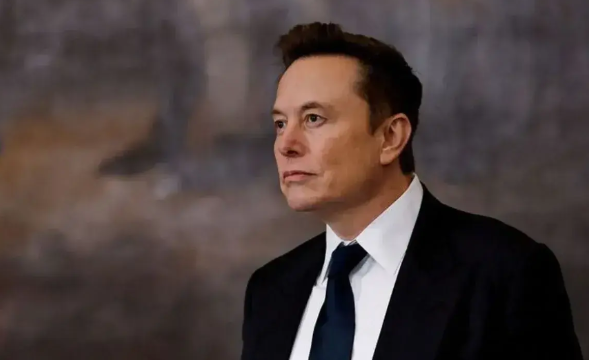 终于有人站出来说大实话了！

新冠病毒是怎么来的，美国人心知肚明，只是死不承认罢