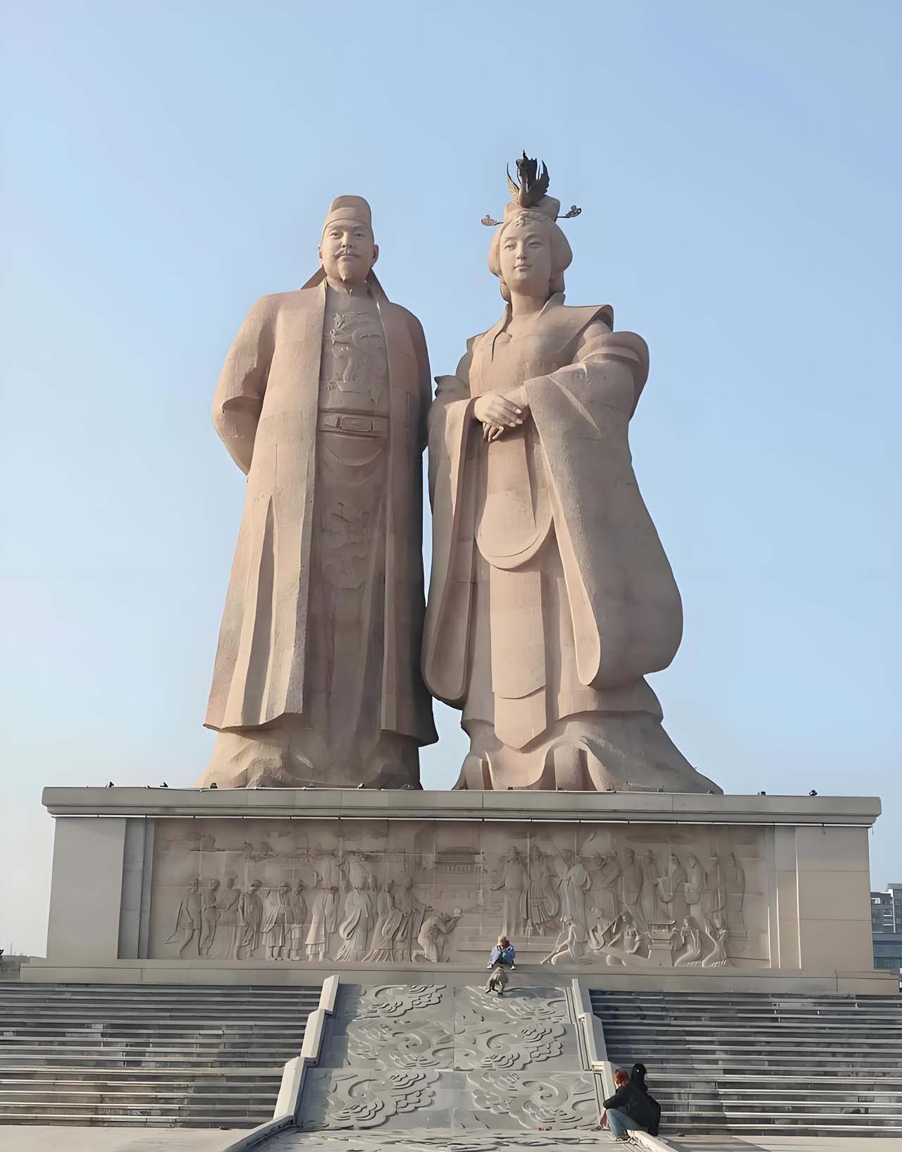 从哪位皇帝开始，给皇帝上的尊号和谥号的意义变了？