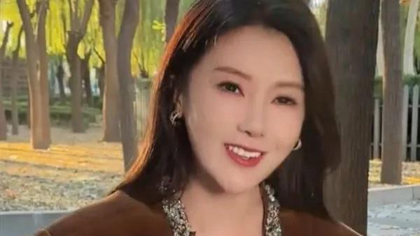 贾跃亭前妻甘薇：去美国不是躲债，网友：有种别离婚