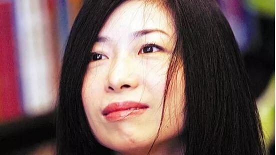 温文尔雅张小娴