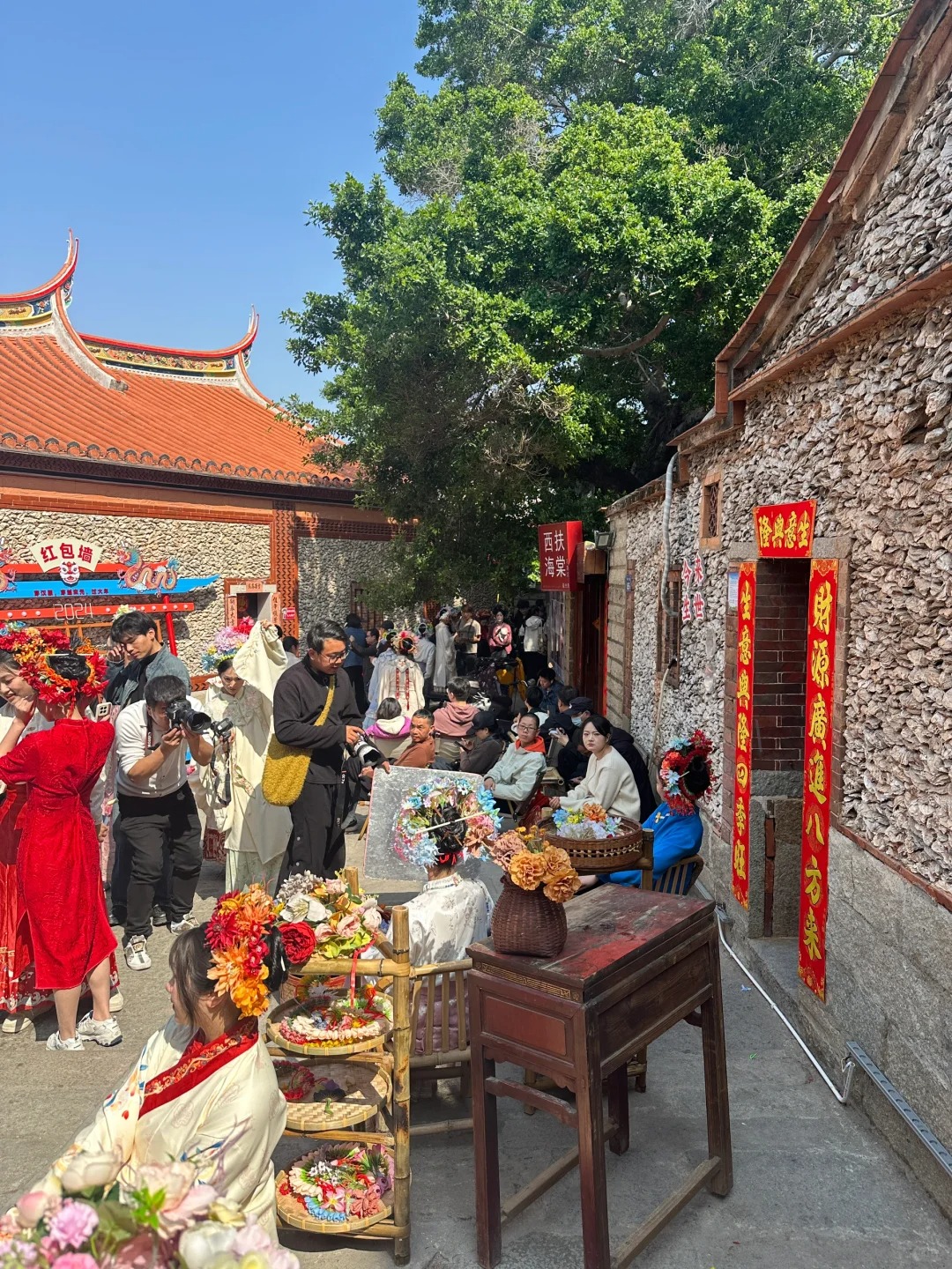 蟳埔村簪花太让人失望了，失望的不是非遗文化，而是本该借着泉州这波人流好好宣传的人