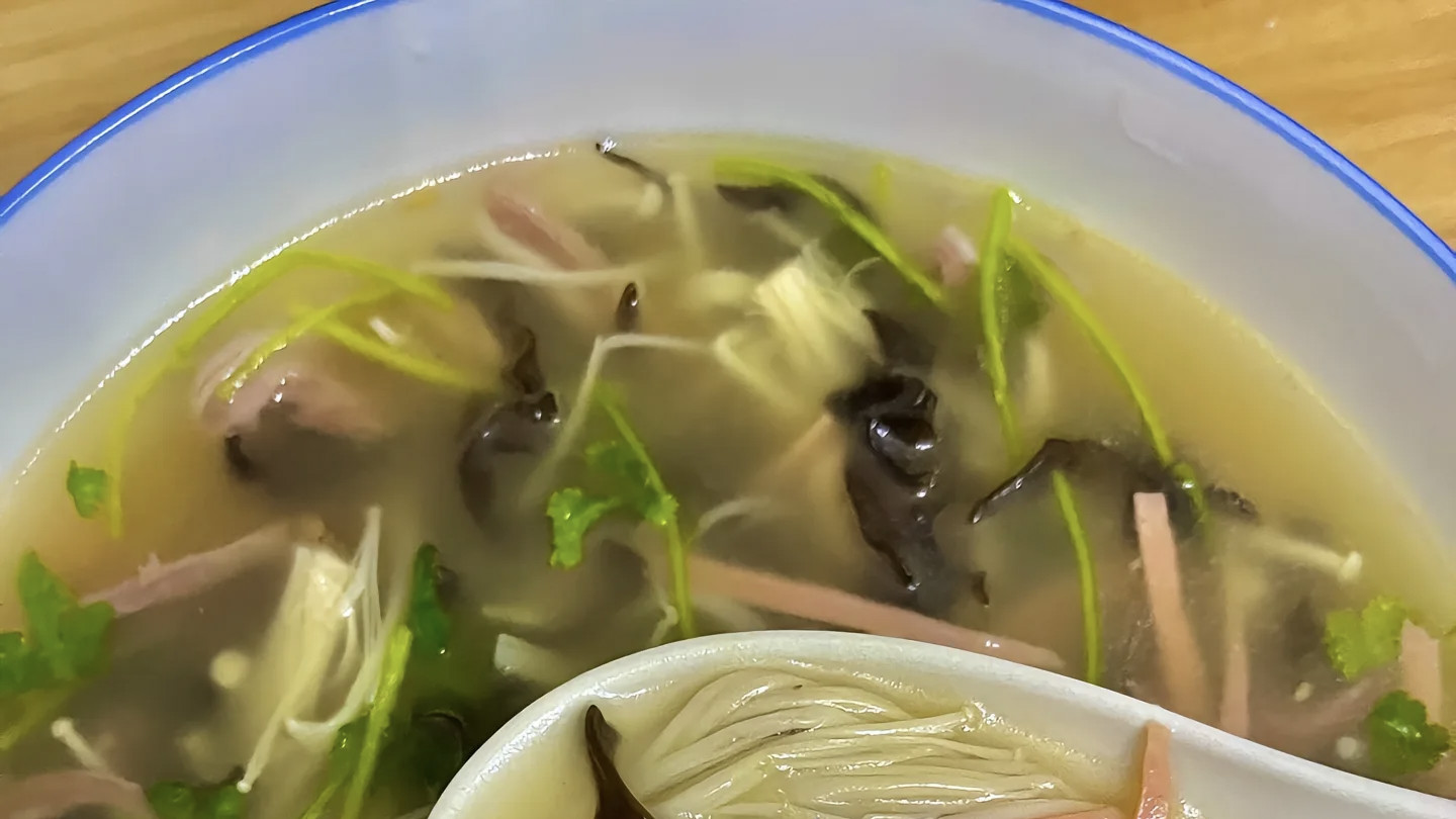 年夜饭必备！酸辣肚丝汤暖心教程