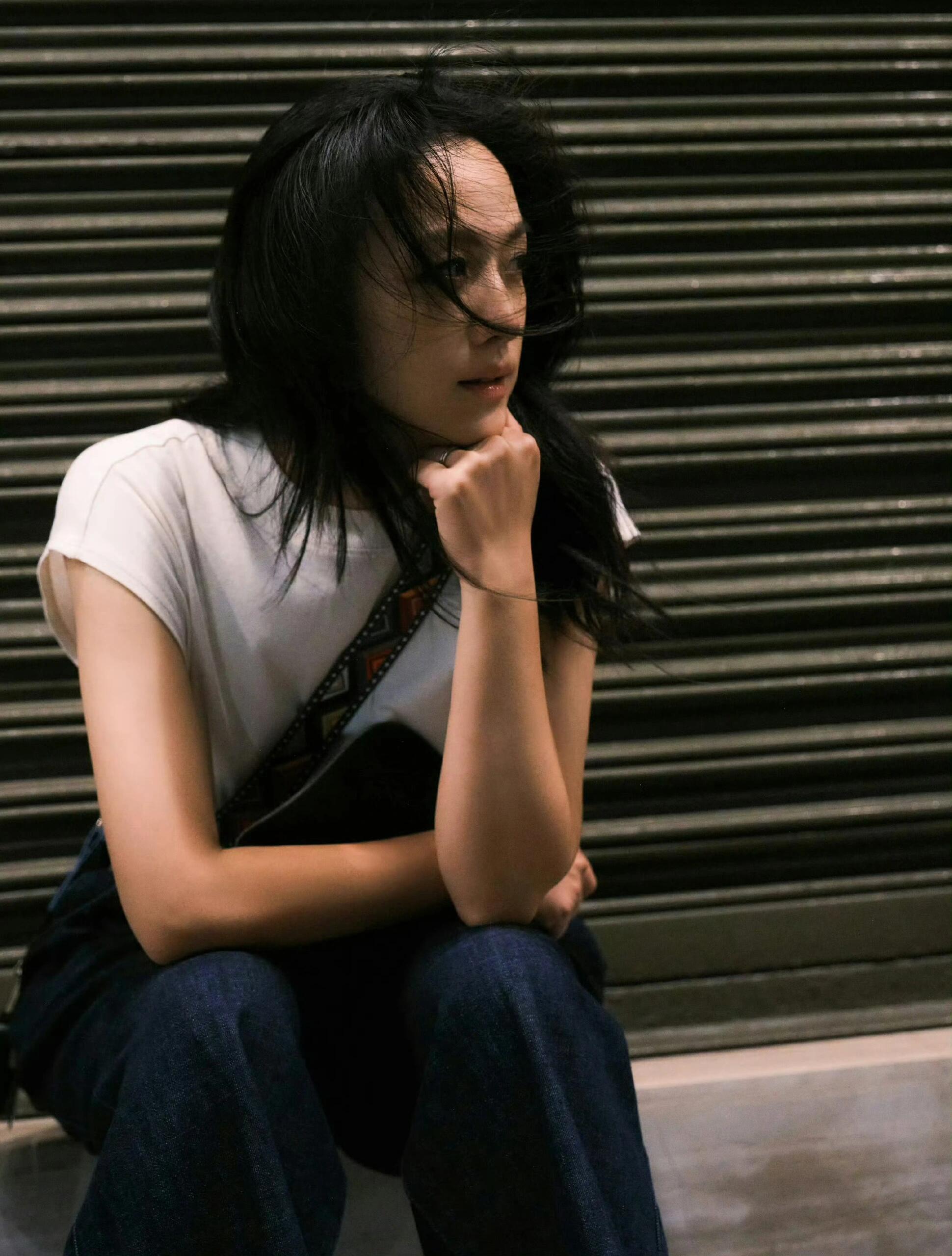 汤唯美艳流街