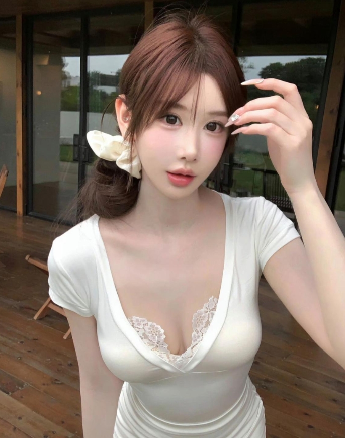 可爱小妹妹，清纯可爱又迷人，简直就是您心中的女神，有没有？