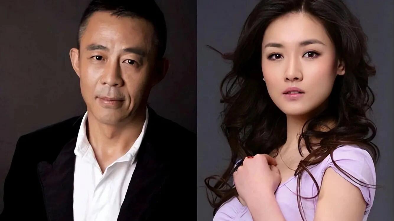 离婚后不提前夫侯勇，与女儿携手如少女