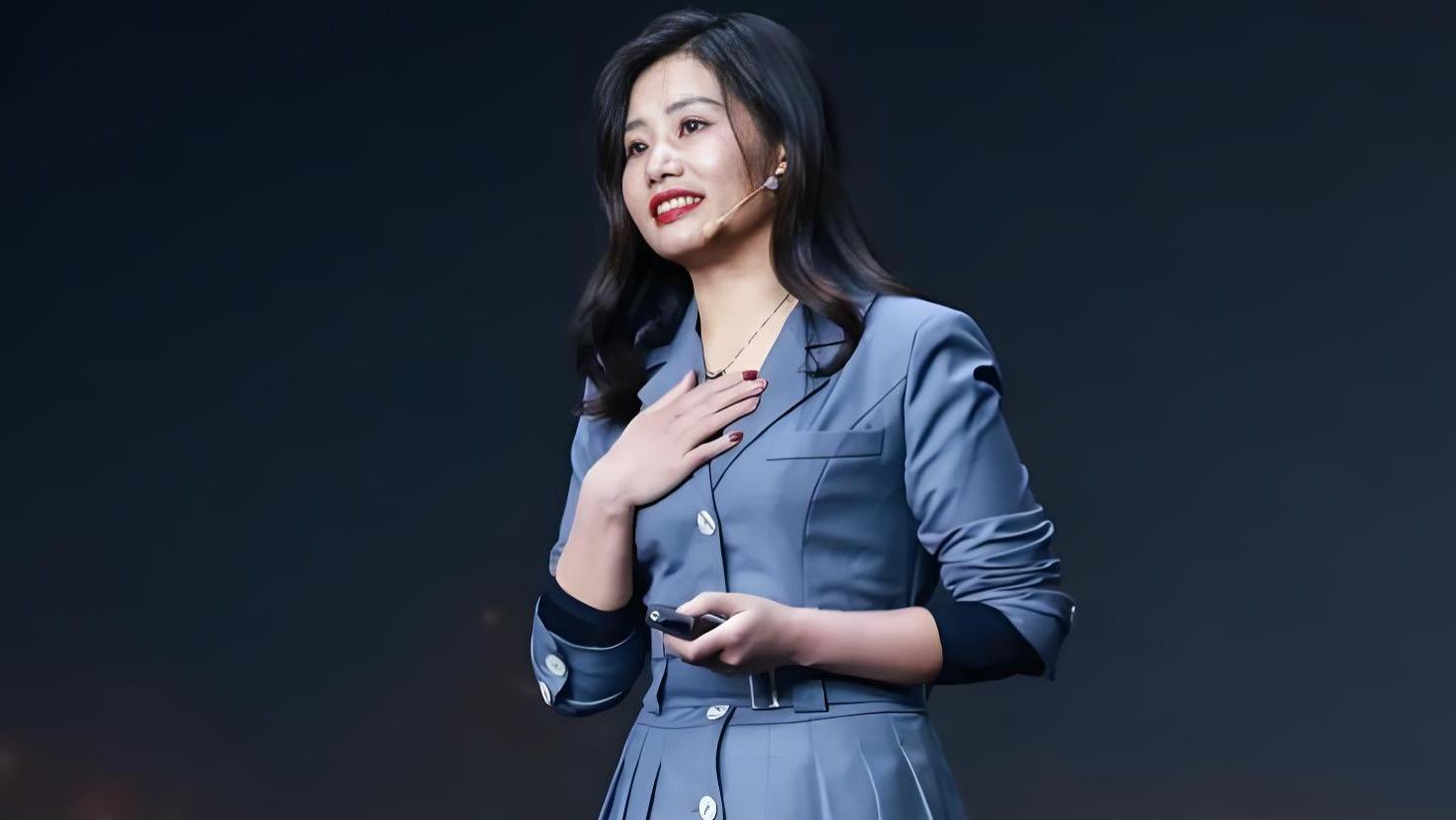 杨妞花：山野中绽放的坚强与美丽