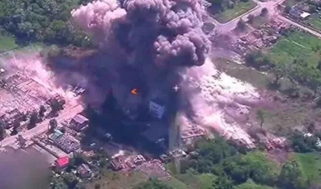 北约32国被炸懵，全民悬赏求破解方案，俄实战检验武器让北约心里很没底。


英国
