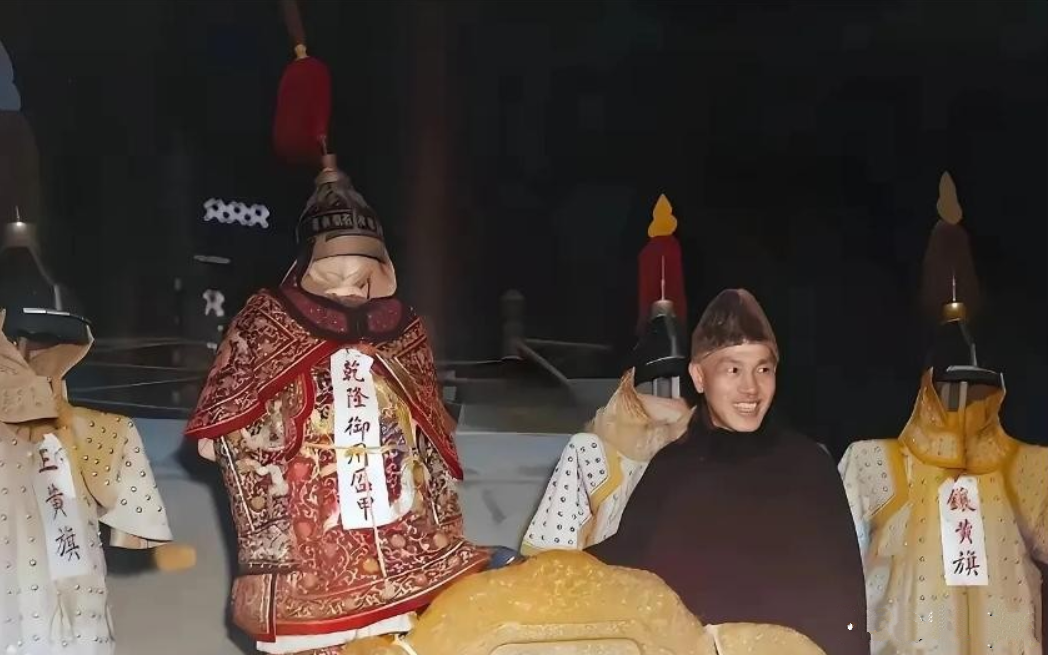 故宫竟然曾经收藏了2万套清朝御林军的铠甲！1973年，文物保护意识不强，居然拿3
