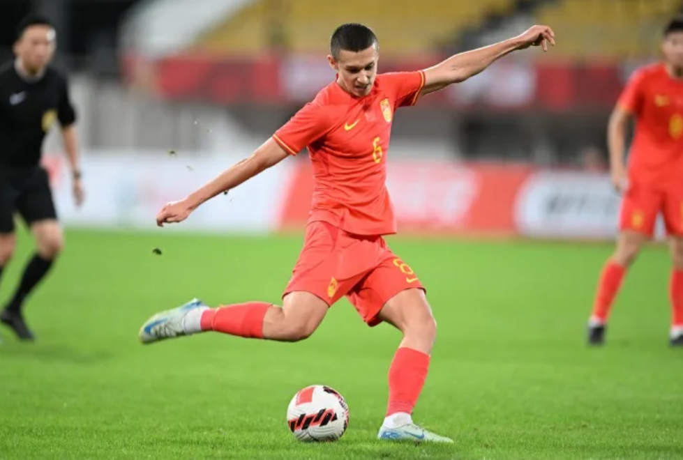 万万没想到！19岁依木兰表现出色+被推荐给伊万，不得不提的3个事实

1.他目前