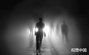 以畜生为子，引出恶魔，在黑白之间，下了一盘大棋
