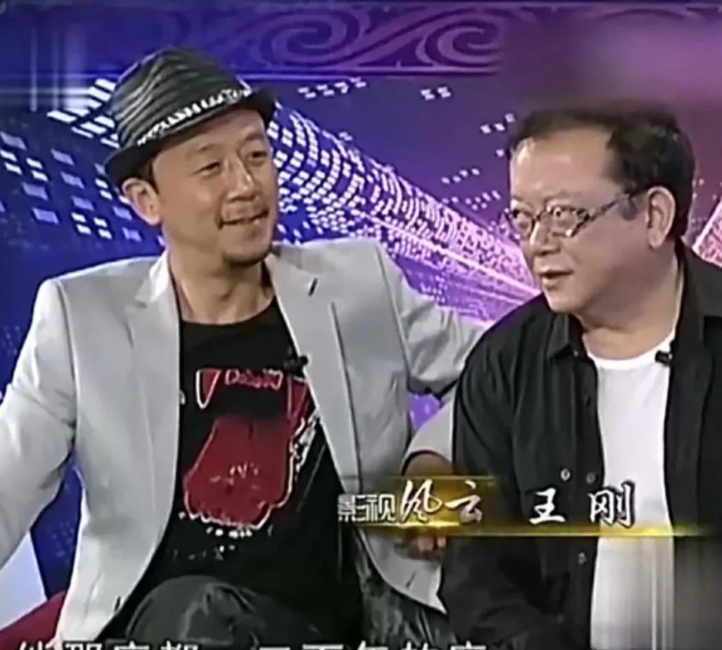 王刚：我儿子那床都一二百年的床，绝对环保绝对绿色