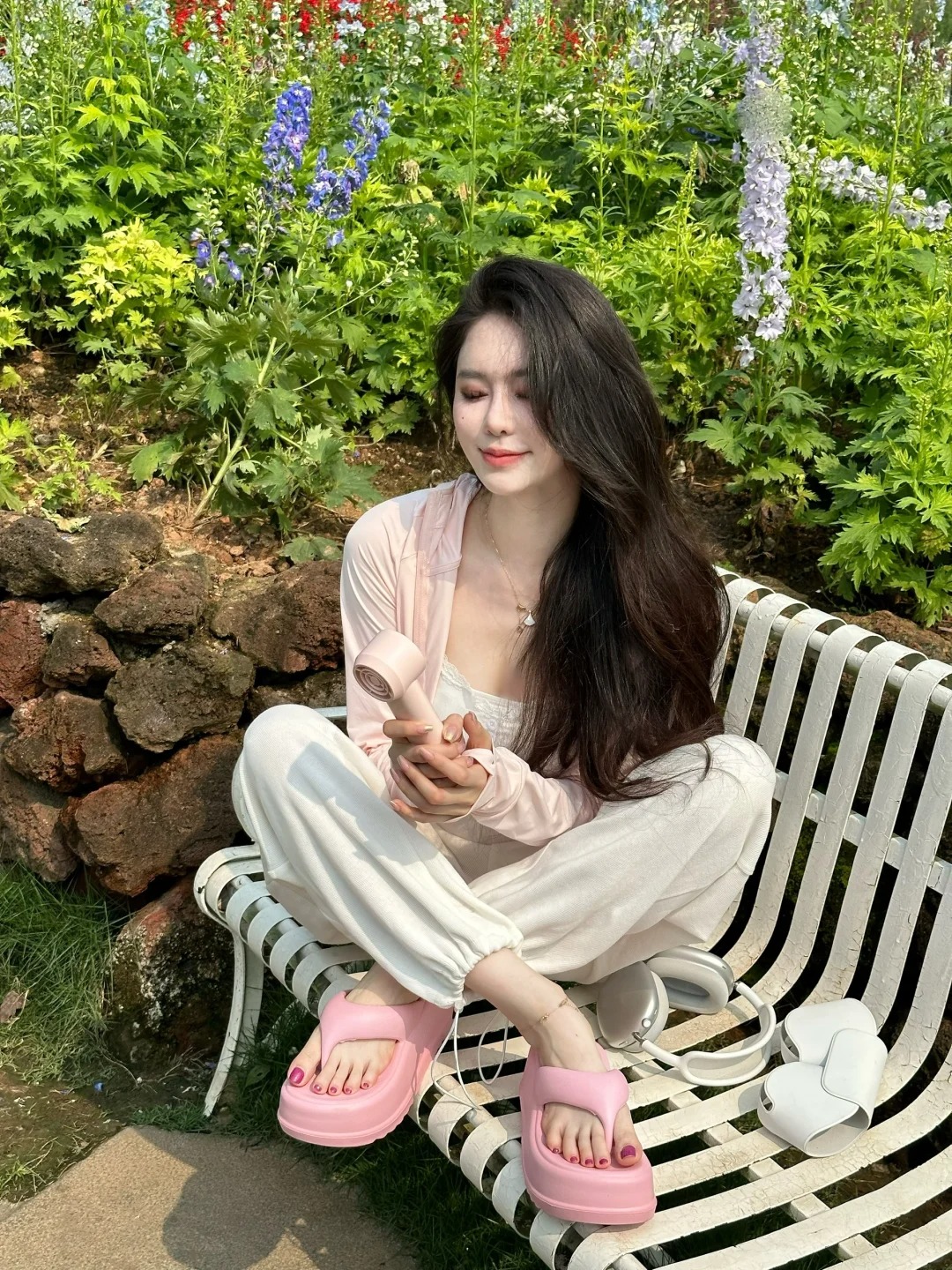 比起网感 我更喜欢生活感
🏖️
夏天防晒果然是我的统治区
简简单单的一身也能搭