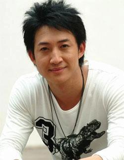 与蒋欣相恋多年，却扭头娶“旺事业”的高斯