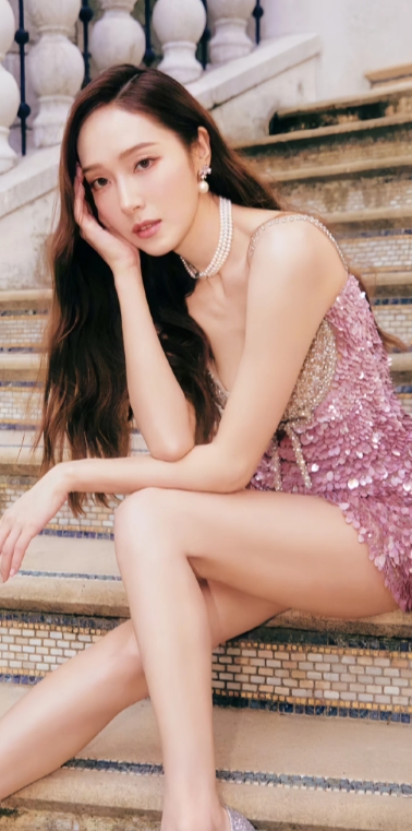 郑秀妍容貌绝美