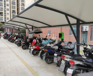 桂林充电风波：游客质疑充电桩计费异常